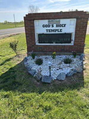 Church outside strolling sign