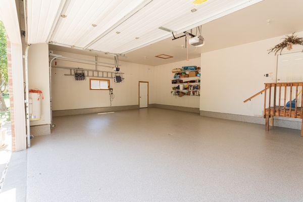 Kustom Epoxy Floors by Kwik Kerb