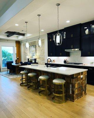 Adriana Alves - Keller Williams Realty