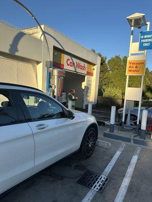 Car wash with attendant !!