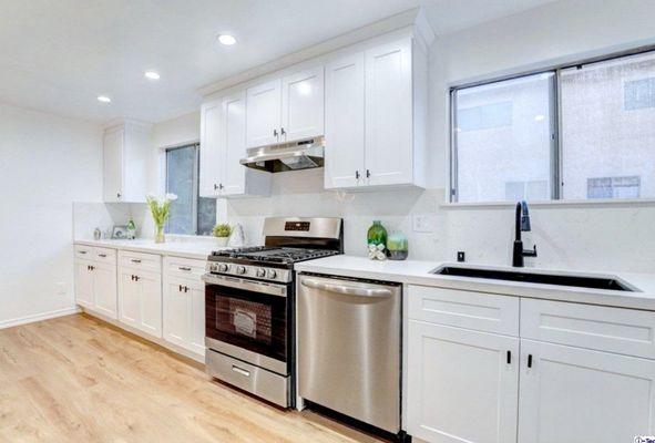 iStage Elegant Interiors