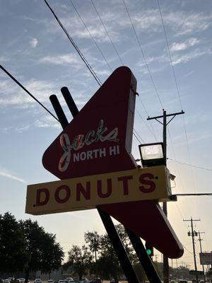 Jack's North Hi Donuts