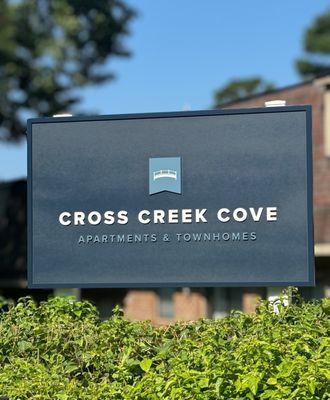 Cross Creek Cove Apartments & Townhomes