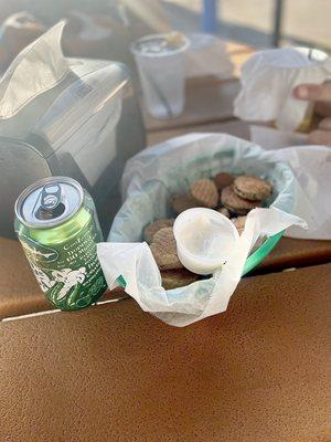 Kalua Hale Beach Bar