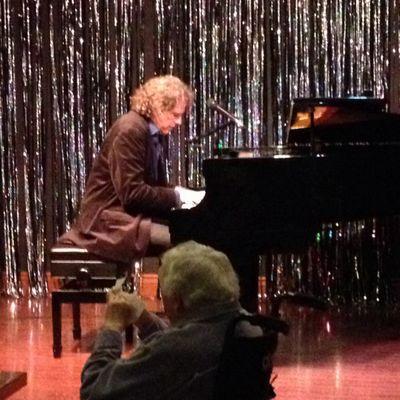 David Geist performs.