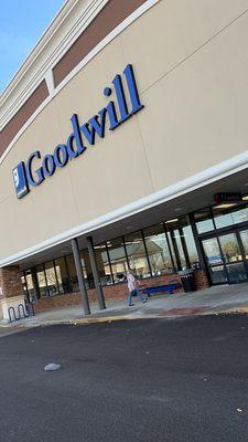 Goodwill Hoffman estates