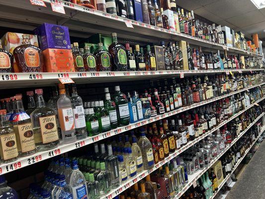 Mom and Pops Smoke Shop