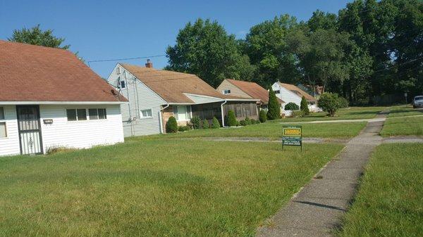 They dont make good neighbors. Have not cut the Lawn in a month.