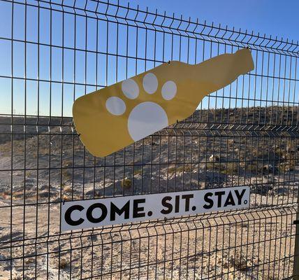 MUTTS Canine Cantina