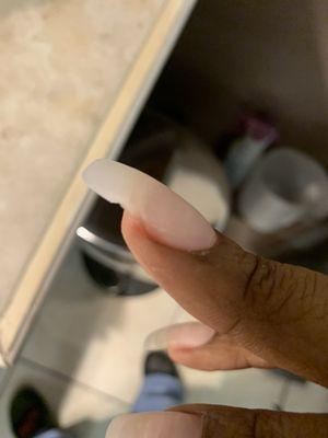 I give this nail 2 days AT BEST before it breaks. Smh