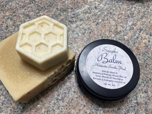 Cool textured oatmeal and turmeric soap! BOMB! Soothing balm