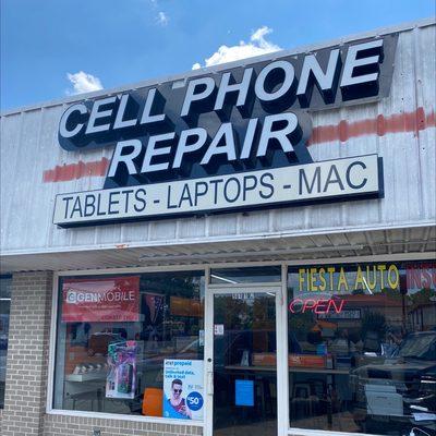 Next to Texas Inn / Shipley's donuts. Moved locations - used to be next door to Big Lots.