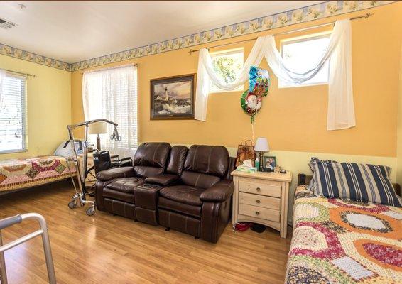 Large, spacious rooms