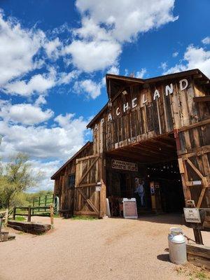Superstition Mountain Lost Dutchman Museum