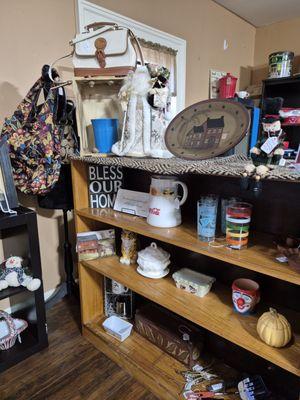 Anne's Antiques & Collectibles