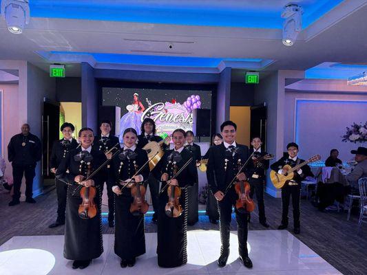 Mariachi Juvenil Rey De America