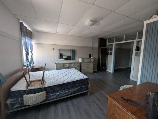 Bedroom - Unit 5 - Broadway Square Apts - 106 East 3rd Street, Salisbury, MO 65281