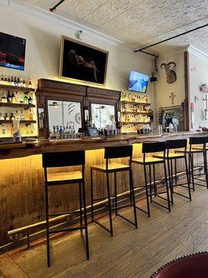 Schultz Saloon