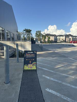 Sign to the thing that doesn't exist.