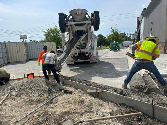 Lopez Lopez constructions