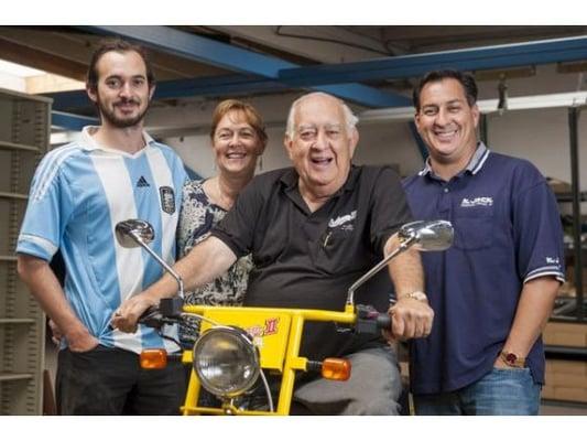 Cushman Motor Scooter II