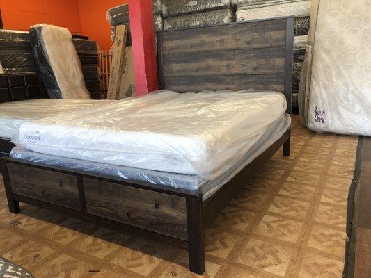 Queen mattress set