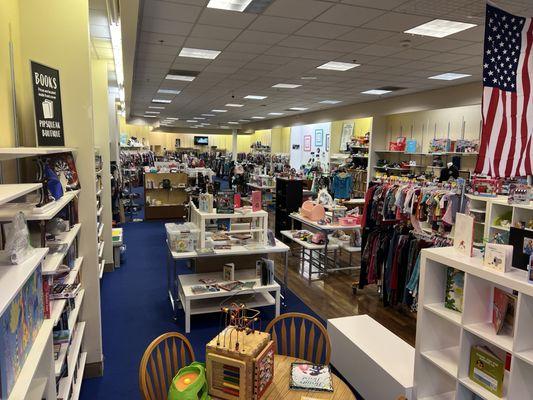 Pipsqueak Resale Boutique