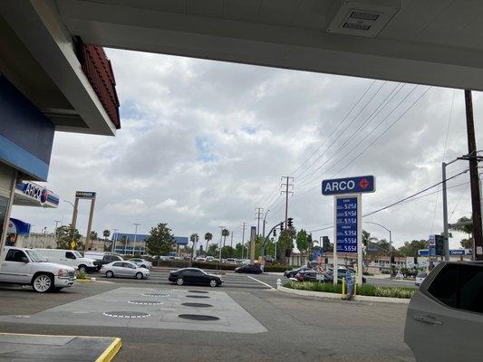 Arco employees and a cool community