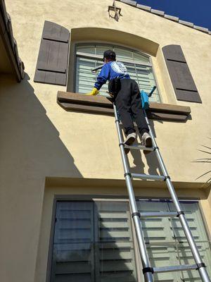 Crystal Clear Cleaning