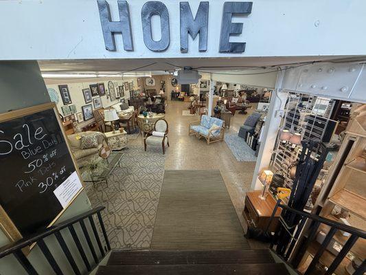 Twila's Treasures Consignment