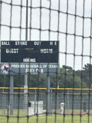 A broken scoreboard that doesn't seem to work once we connect to the DAK Score app.