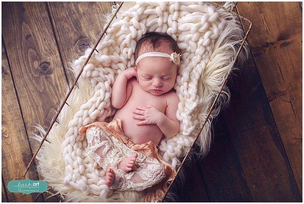 St. Louis Newborn Photography