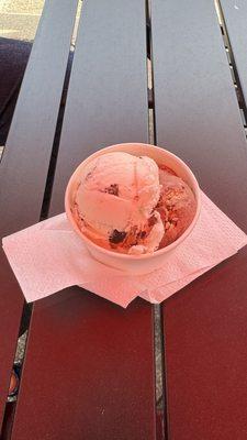 S'mores and Holy Cannoli flavors