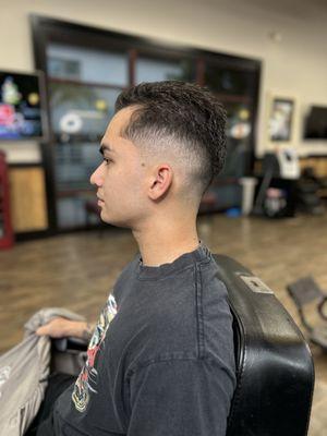 Mid-high fade