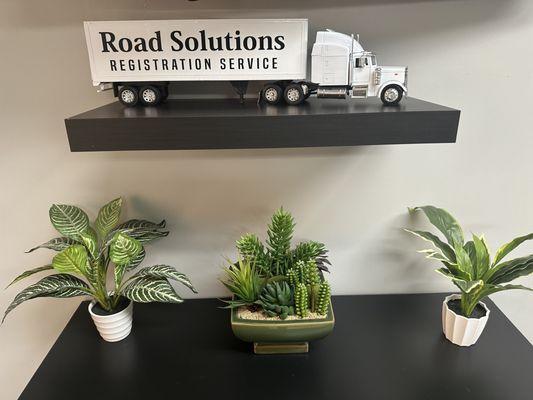 WE SPECIALIZE IN COMMERCIAL TRUCKING WITH OVER 15 YEARS OF EXPERIENCE.