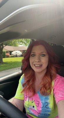 Kelly is the best!!!!! I literally showed her a picture and she did exactly what the picture was!!! I definitely recommend her for color!