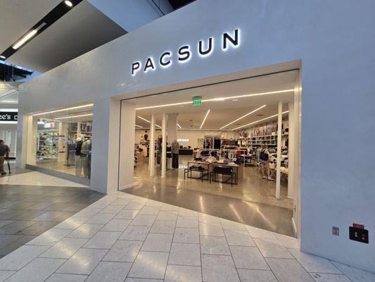 PacSun