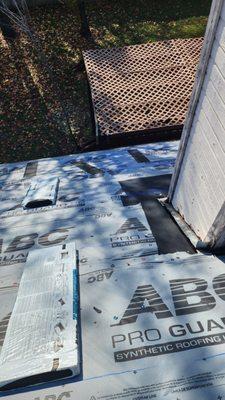 J Gonzales Roofing and Construction