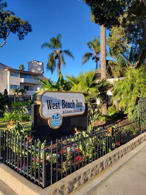 West Beach Inn a Coast Hotel