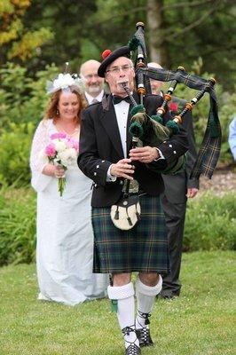 Experienced Michigan Bagpiper