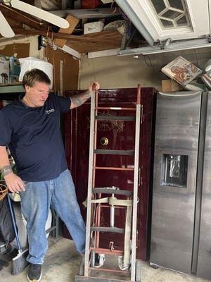 This was a 1300 pound safe that took three guys Anaheim to Orange to Chino California
