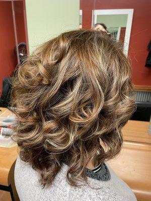 EuroStyle Hair unisex salon