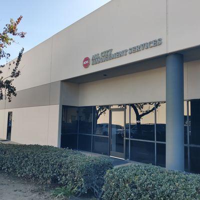 Pioneer Blvd., Santa Fe Springs - Office - For Lease