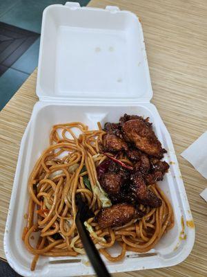 Combo 1 plate with Chow Mein and spicy chicken