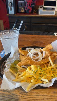 A fish plate at the bar.