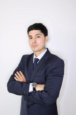 David Solis D makes real estate simple, stress-free, and rewarding whether you're buying, selling or investing