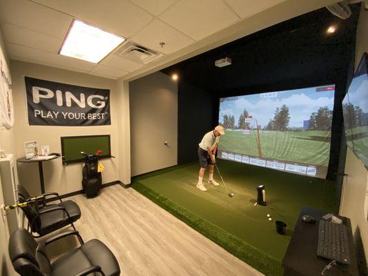 iSwing Indoor Golf