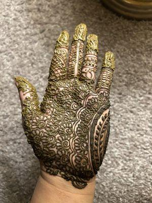 Bridal henna