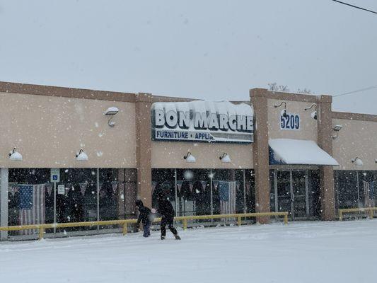 Bon Marche Furniture & Appliances