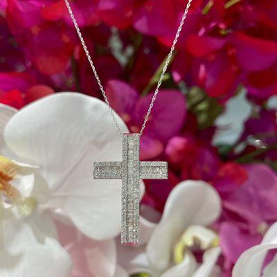 Mrs. C. E. Phelps by Northampton Jewelry